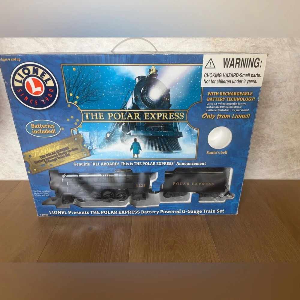 Lionel Polar Express G-Gauge Train Set, Like New with box